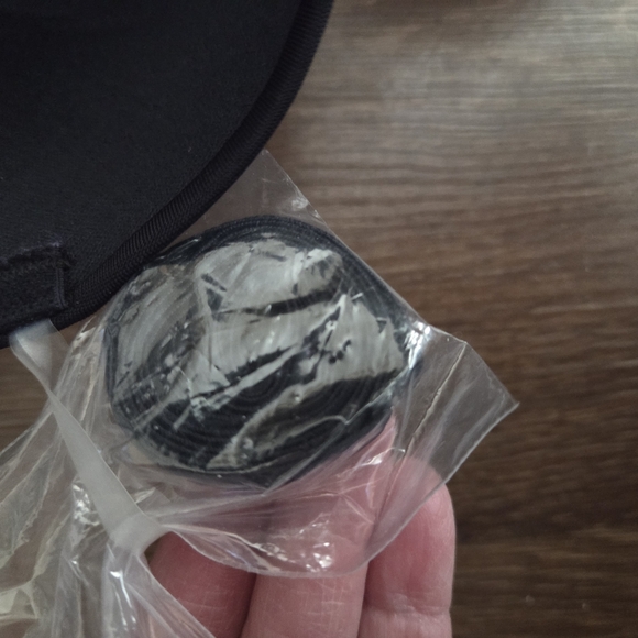 40 DD Vanity Fair underwire black bra New Without Tags - Picture 6 of 6